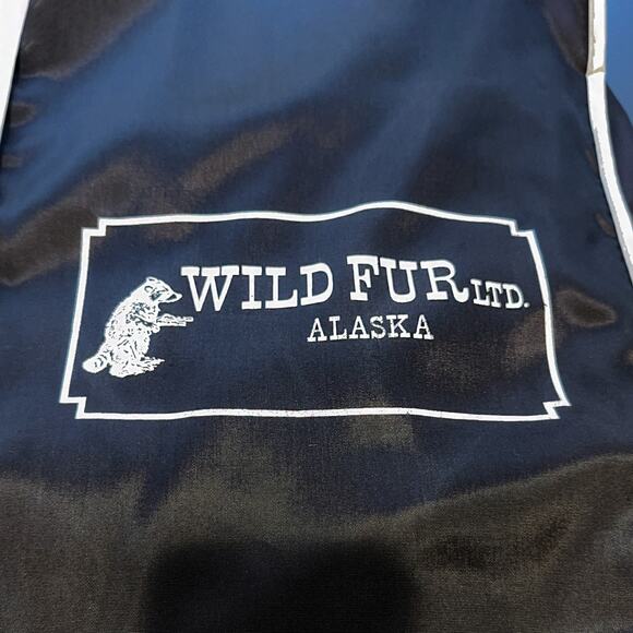 NWOT WILD FURS Genuine Bear Fur Reversible Raincoat (Green/Brown | Size M/L) - Picture 11 of 12